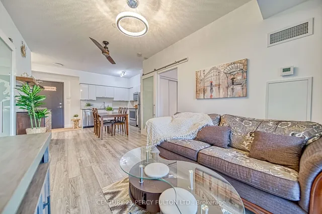 Additional image 14 of 2150 Lawrence Ave Unit 205