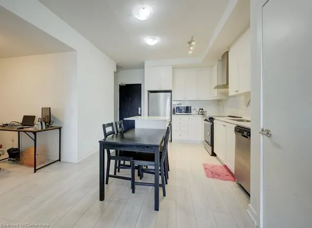 Additional image 17 of 55 Duke St Unit 322