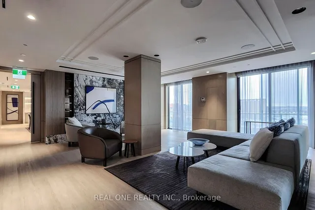 Additional image 8 of 118 Merchants' Wharf Unit 320