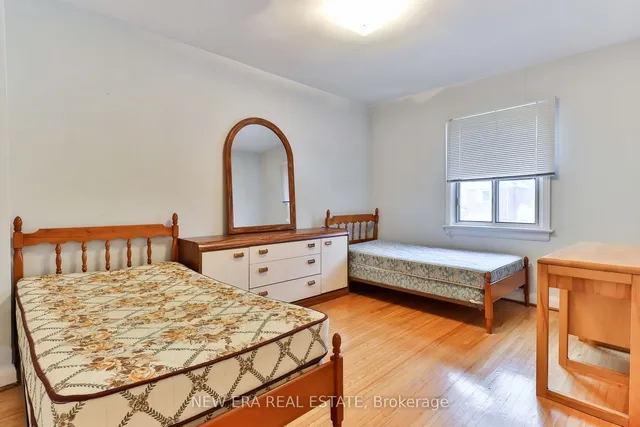 Additional image 18 of 27 Dell Park Ave