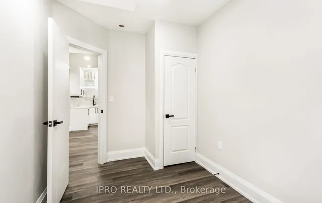 Additional image 32 of 5 Baskerville Cres