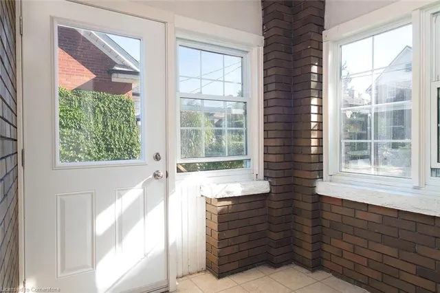 Additional image 32 of 34 Park St