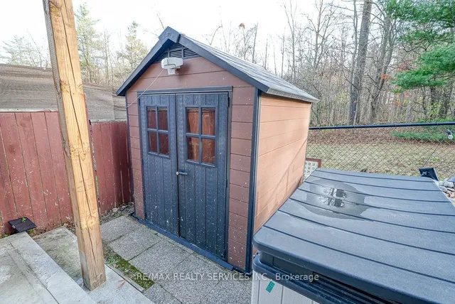 Additional image 38 of 716 Robert Ferrie Dr