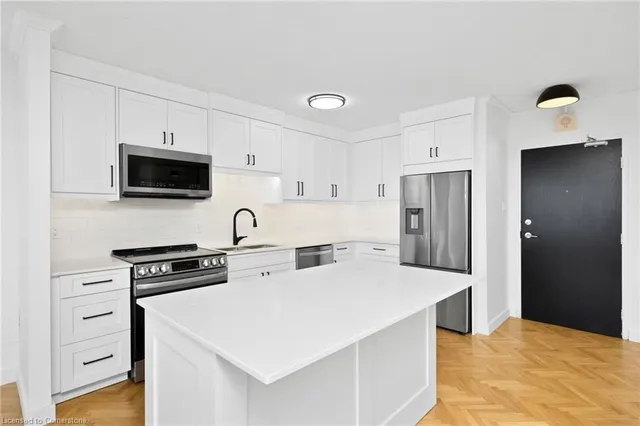 Additional image 5 of 81 Church St Unit 1603