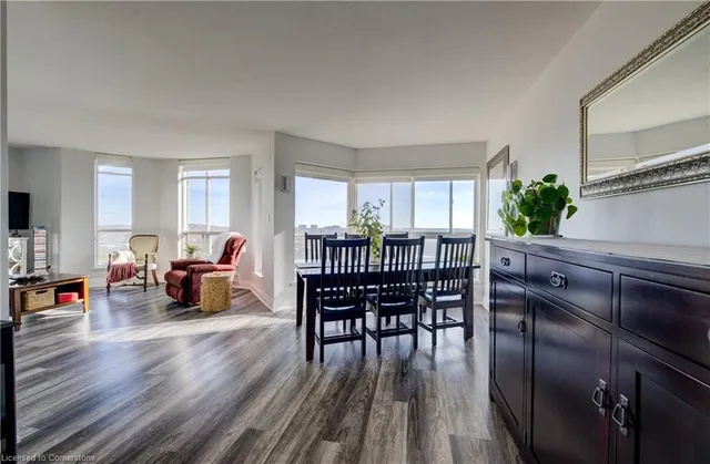 Additional image 9 of 1414 King St Unit 1106