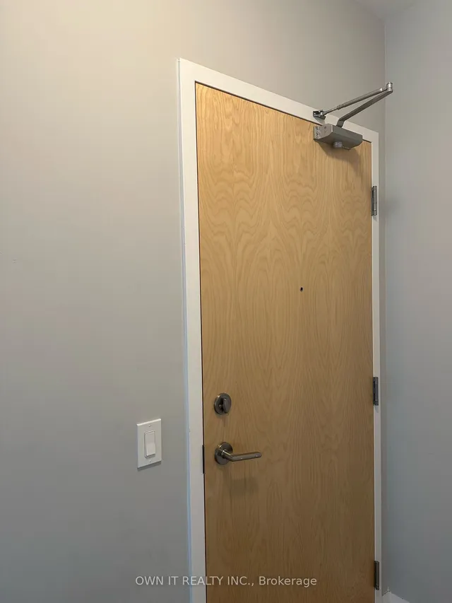 Additional image 11 of 104 Garment St