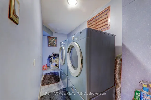 Additional image 30 of 31 Crosland Dr