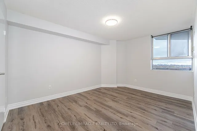 Additional image 19 of 236 Albion Rd Unit 1403