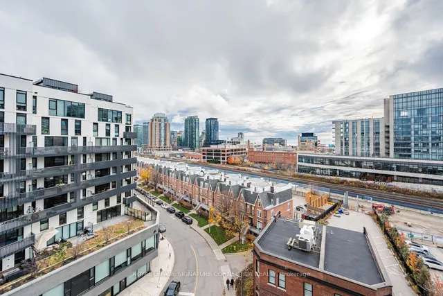 Additional image 24 of 8 Dovercourt Rd Unit 802