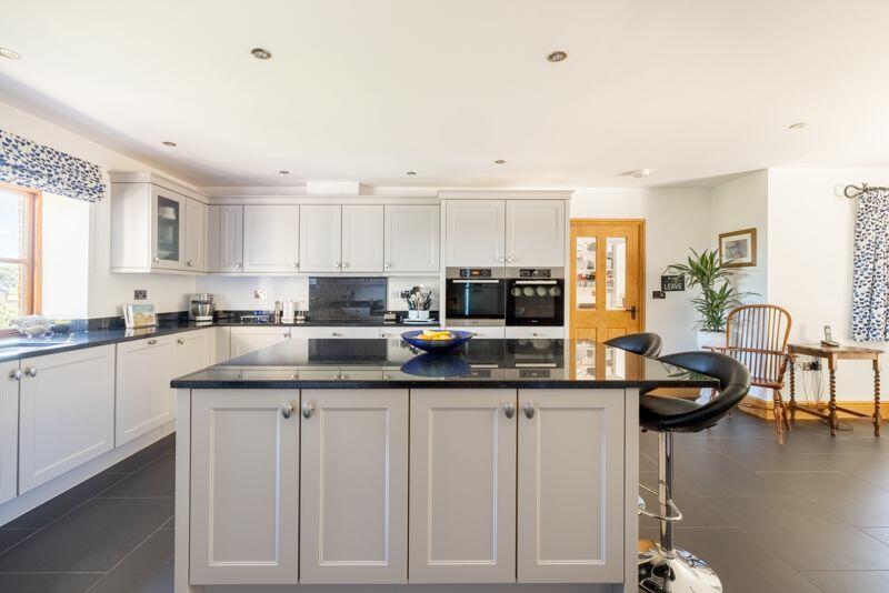 Additional image 8 of Stunning rural home with land near Caste Cary.