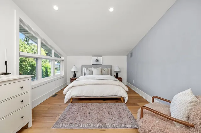 Additional image 24 of 32 Lyme Regis Cres