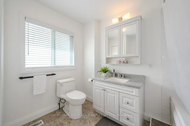 Additional image 34 of 131 Wood St