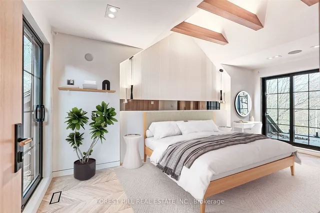 Additional image 16 of 127 Welland Ave