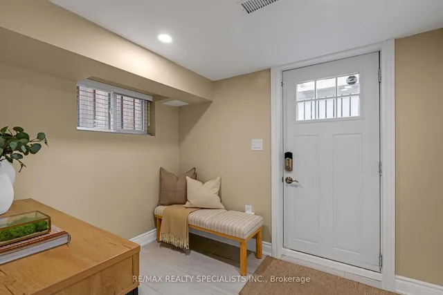 Additional image 25 of 1655 Keele St