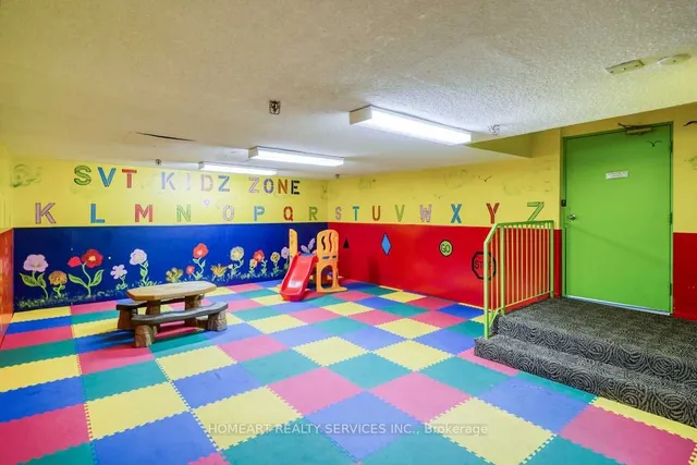 Additional image 37 of 275 Bamburgh Circ Unit 1501