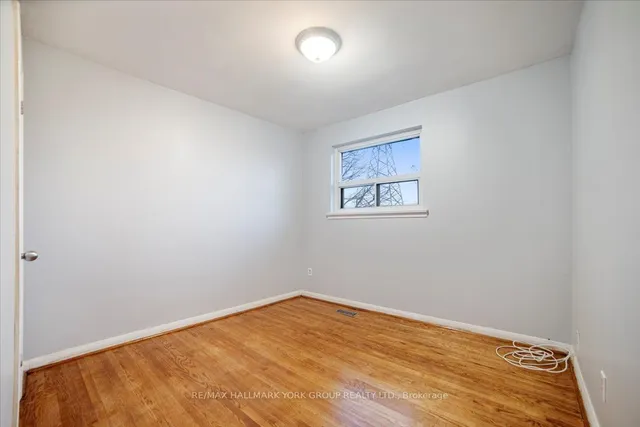 Additional image 12 of 25 Windhill Cres