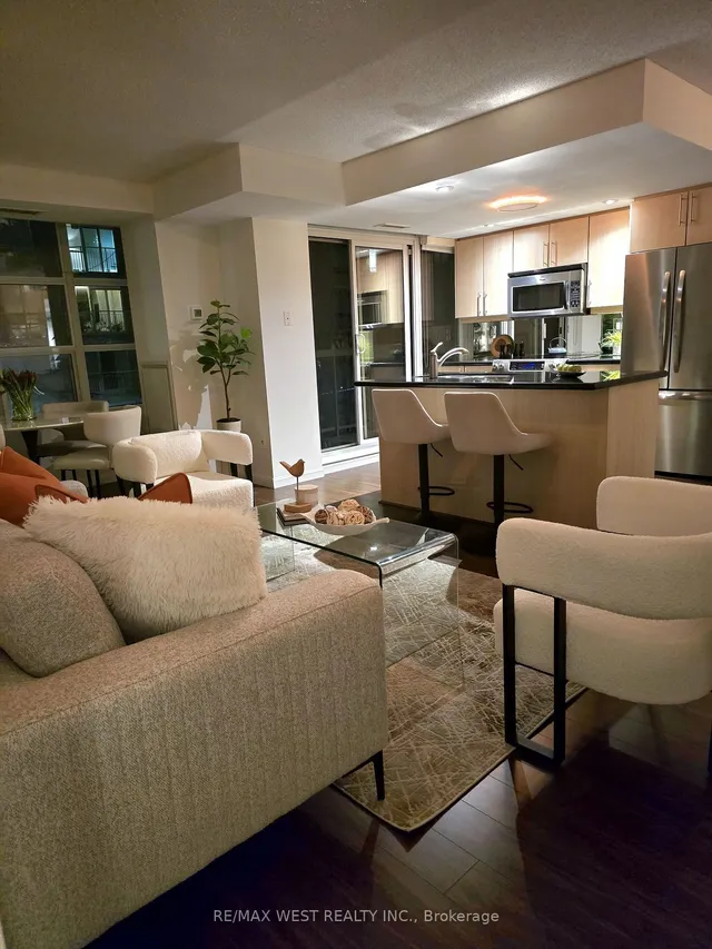 Additional image 3 of 15 Stafford St Unit 305