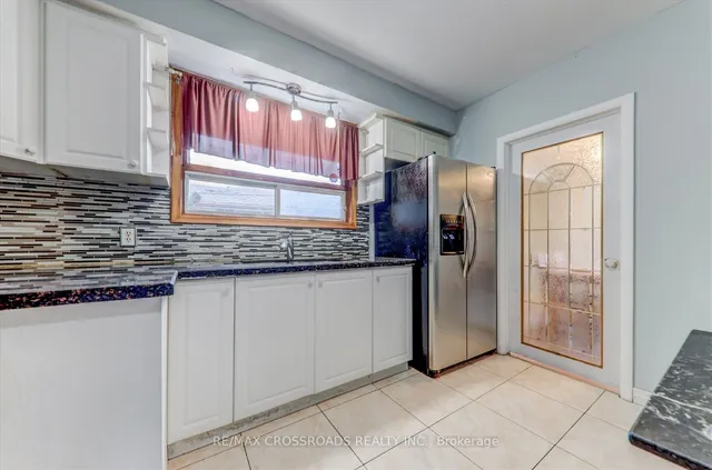 Additional image 19 of 64 Chandler Dr