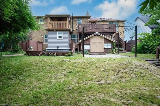 Additional image 42 of 194 Borden Ave