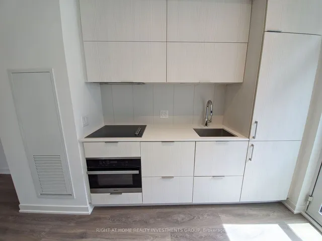 Additional image 7 of 20 Richardson St Unit 810