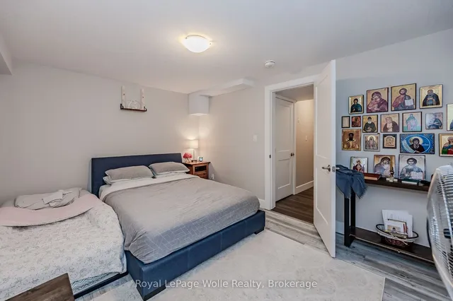 Additional image 34 of 48 Summerhill Cres