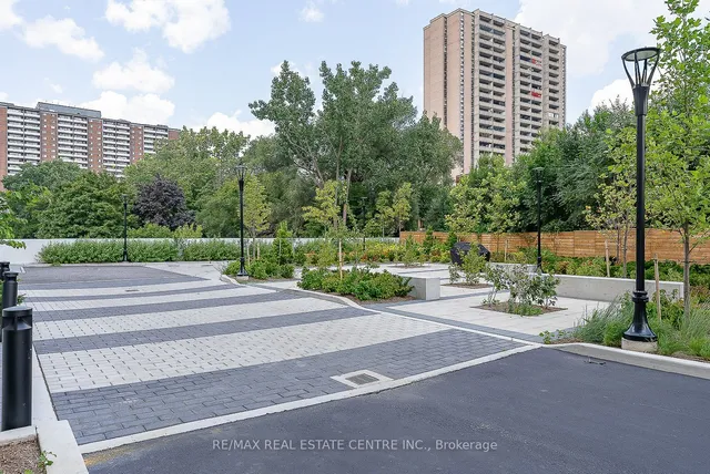 Primary image of 10 Wilby Cres Unit 2101