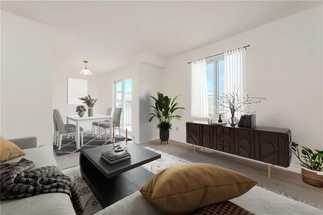 Additional image 4 of 382 WAKE ROBIN Cres