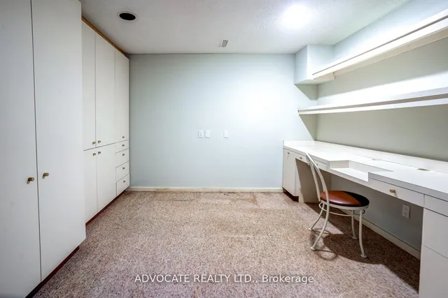 Additional image 30 of 16 Rollscourt Dr