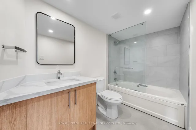 Additional image 18 of 1055 Bay St Unit 1605