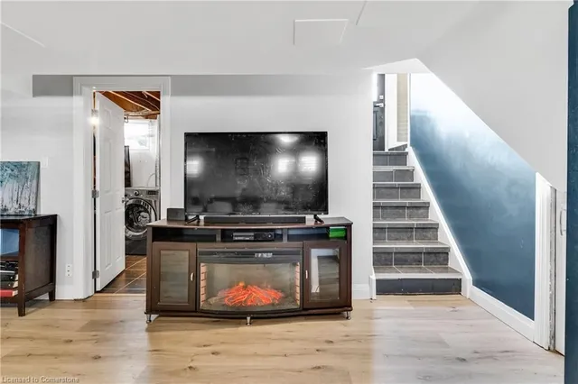 Additional image 33 of 63 Gibson Dr