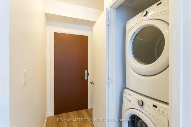 Additional image 6 of 460 Adelaide St Unit 2116