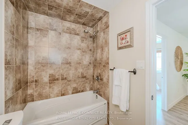 Additional image 23 of 205 Eden Oak Tr