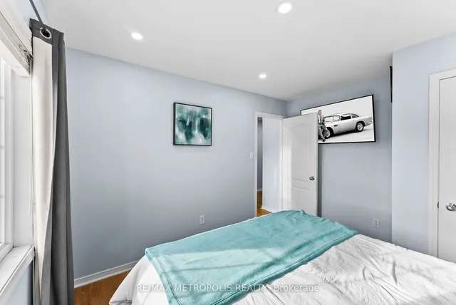 Additional image 22 of 4 Grosbeak Cres