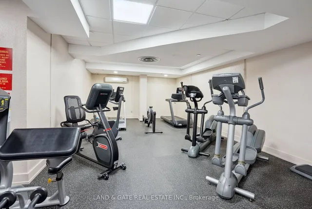 Additional image 29 of 260 Seneca Hill Dr Unit 702