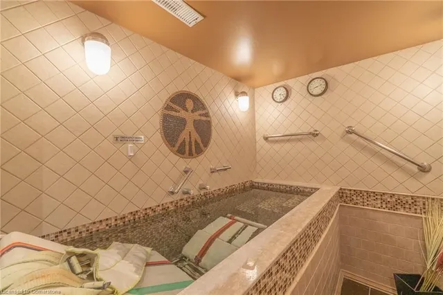 Additional image 27 of 11 Belmont Ave