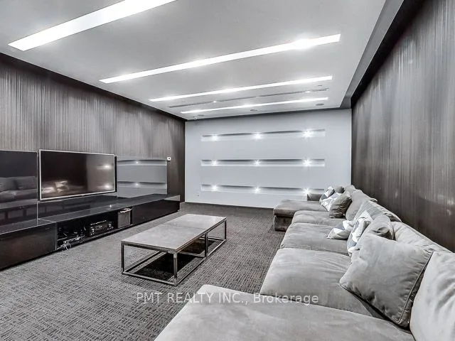 Additional image 17 of 1030 King Street West St Unit 103