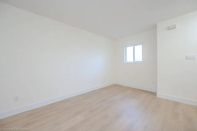 Additional image 6 of 50 Howe Dr Unit 3D