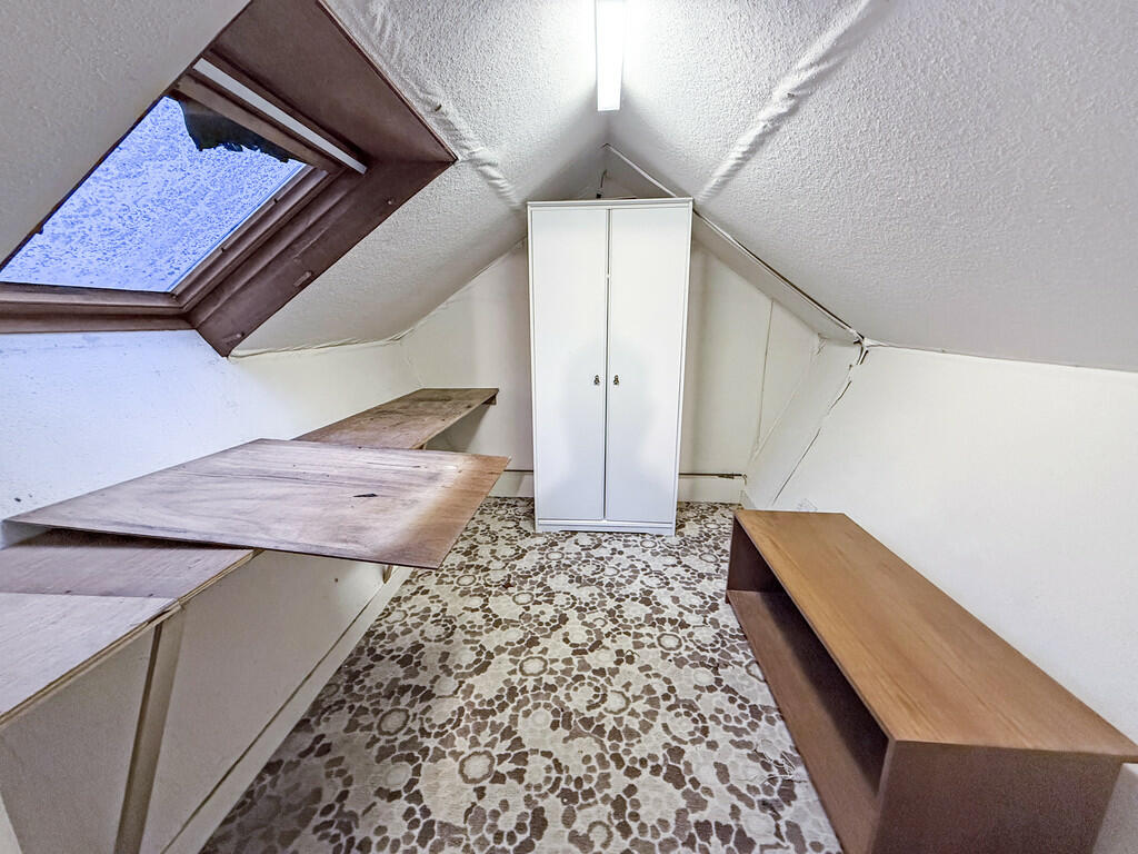 Additional image 10 of Field Close, Westbury