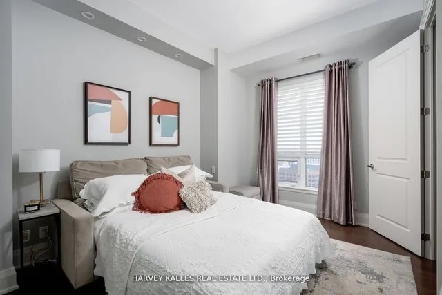 Additional image 23 of 35 Hayden St Unit 2901