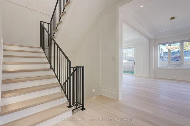 Additional image 16 of 15 Drury Lane