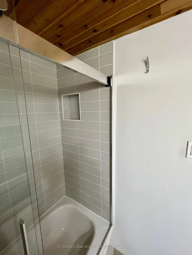 Additional image 12 of 30 Fashion Roseway Unit 116