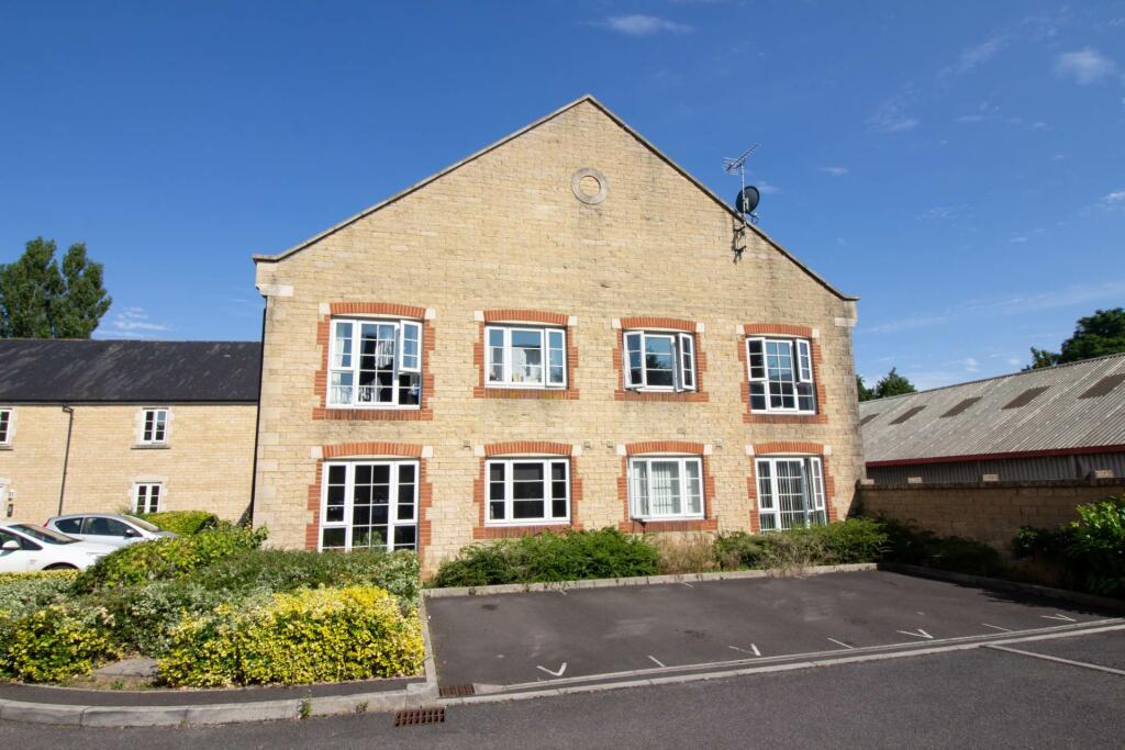 Primary image of Harris Close, Frome