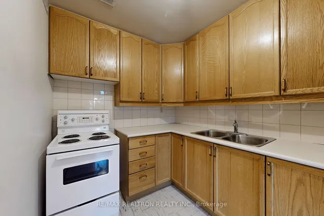 Additional image 16 of 160 The Donway Unit 207