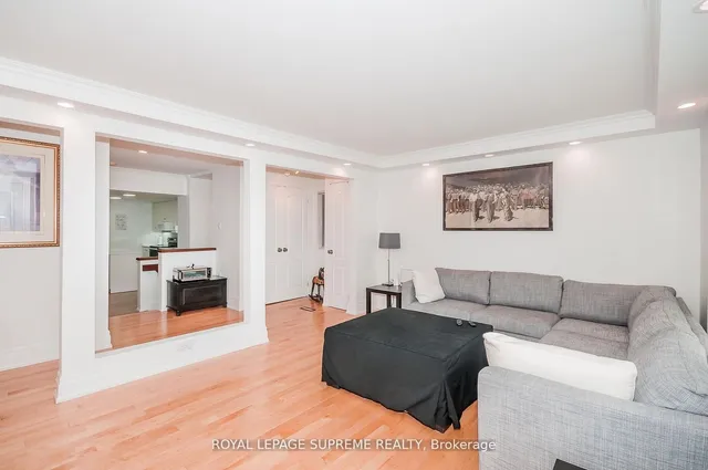 Additional image 27 of 32 Cartwright Ave