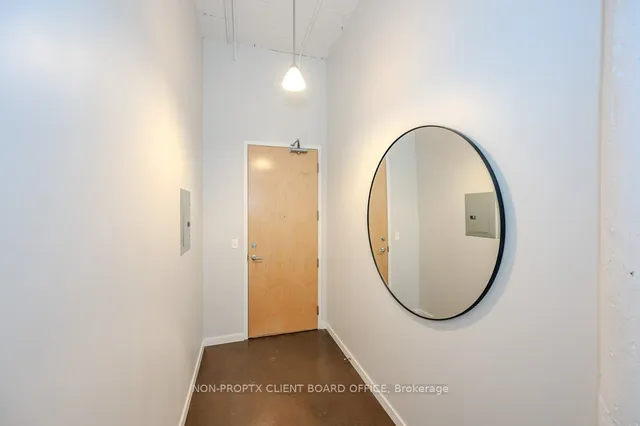 Additional image 12 of 410 King St Unit 220