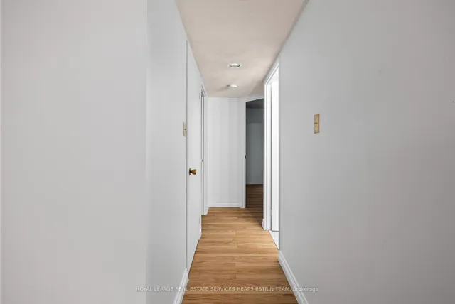 Additional image 16 of 633 Bay St Unit 807