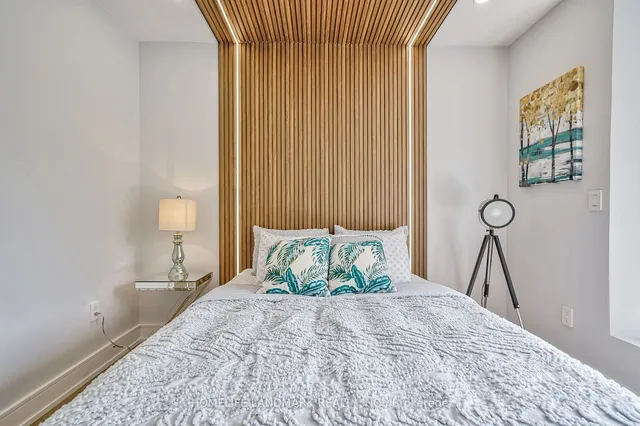 Additional image 27 of 877 Logan Ave