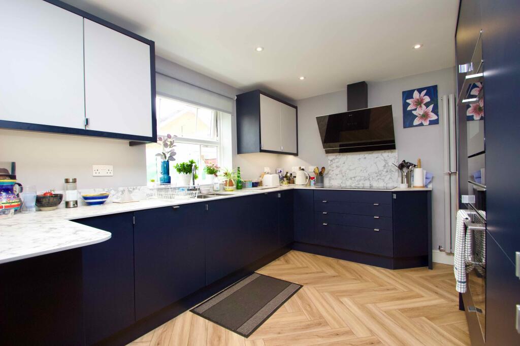 Additional image 18 of Boundary Way, Glastonbury