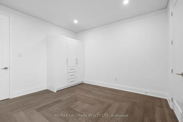 Additional image 25 of 27 Antonio Crt Unit 1B