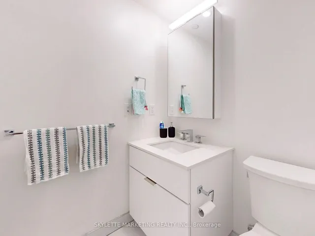 Additional image 17 of 25 Richmond St Unit 1411